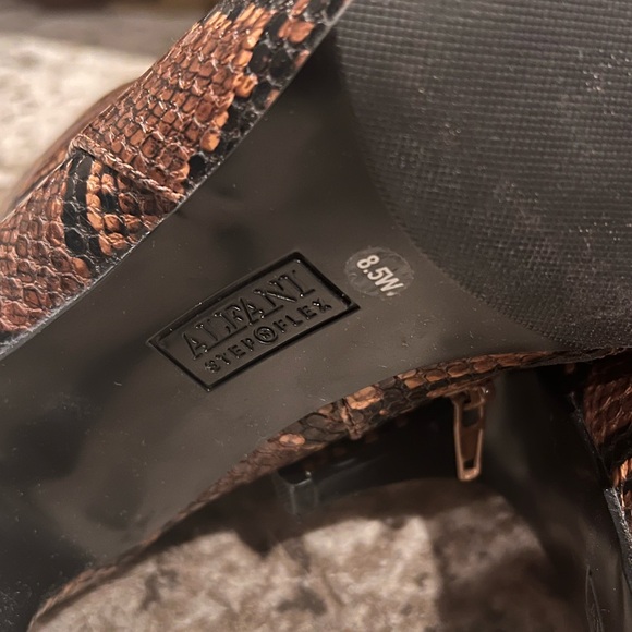 Alfani Brown Snakeskin Pattern Kitten Heel Booties - Picture 5 of 5